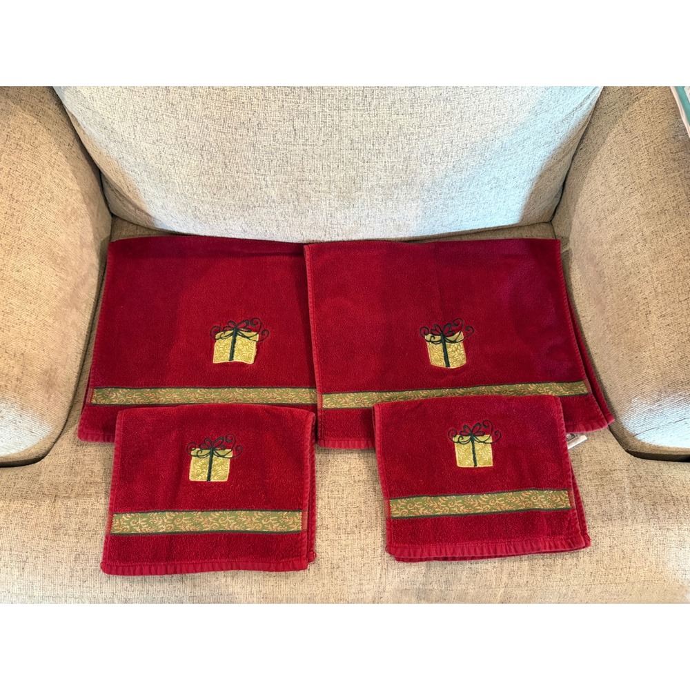 Ritz Christmas Guest Towel Set 4pc Red Gold Embroidered Gift 100% Cotton Turkey